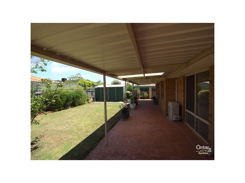 15 Mersin Drive, Mindarie WA 6030