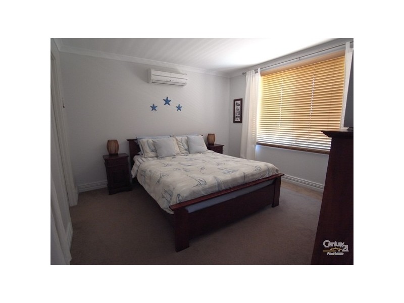 30 Whitby Close, Mindarie WA 6030