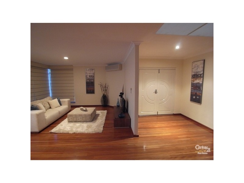 142 Ocean Drive, Quinns Rocks WA 6030