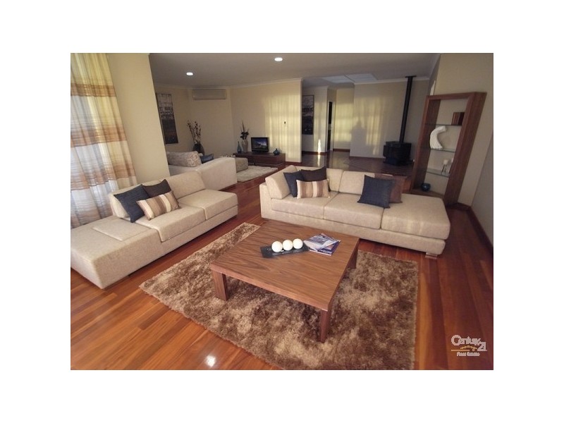 142 Ocean Drive, Quinns Rocks WA 6030