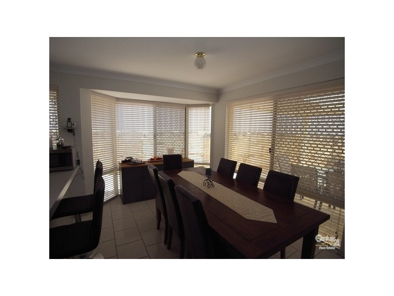 19 Darvel Close, Kinross WA 6028