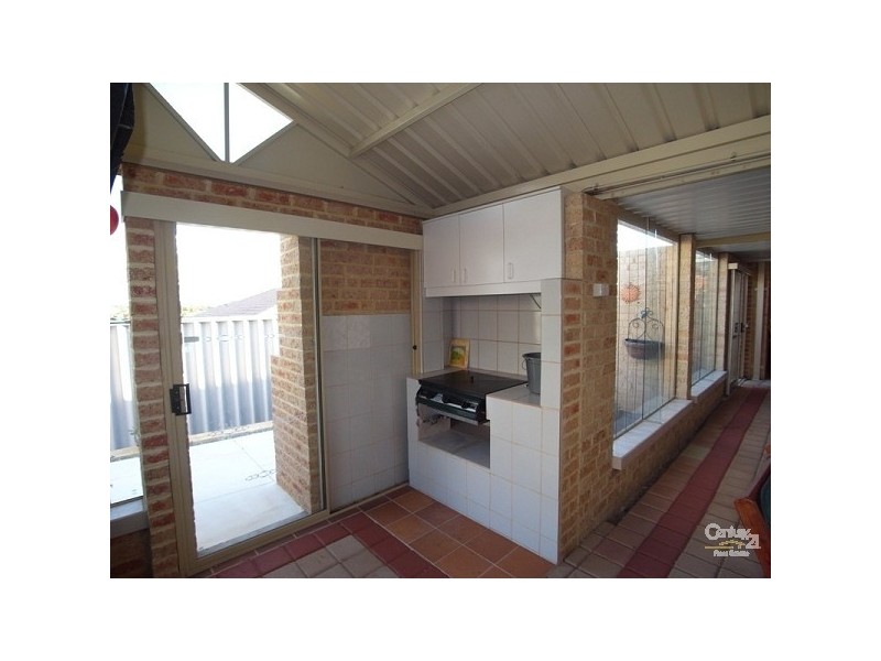 4 Fintry Close, Kinross WA 6028