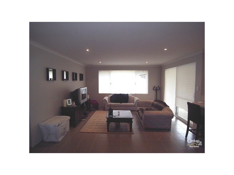 2/5 Daintree Circuit, Merriwa WA 6030