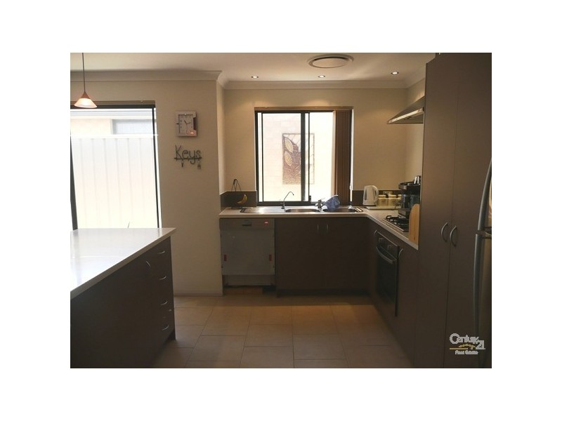 5 Kinvara way, Ridgewood WA 6030