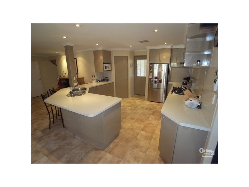 2 Sierra Key, Mindarie WA 6030