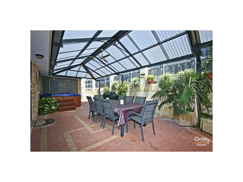 2 Sierra Key, Mindarie WA 6030