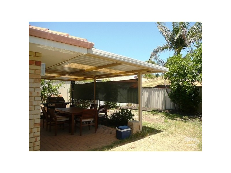16 Eastleigh loop, Currambine WA 6028
