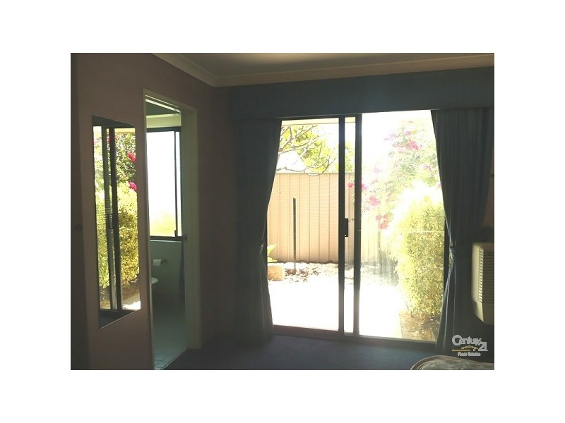 16 Eastleigh loop, Currambine WA 6028