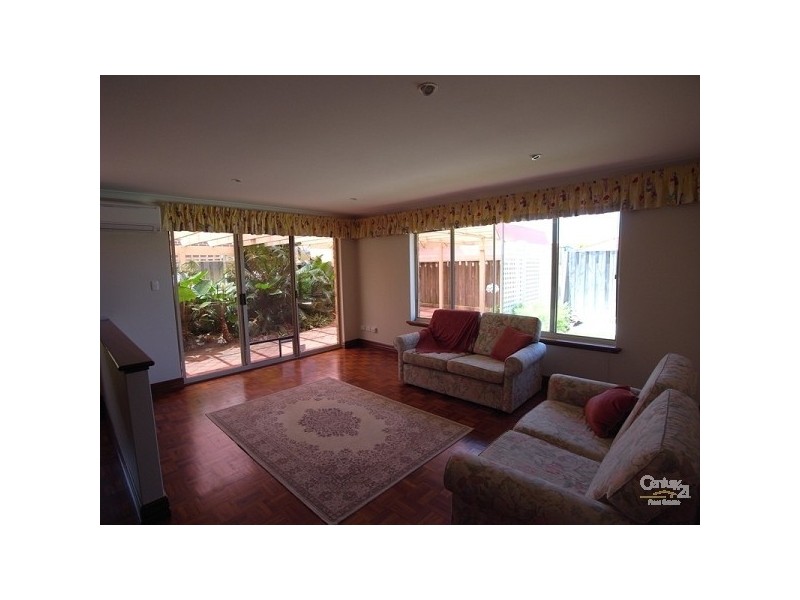 20 Tallinn Loop, Mindarie WA 6030