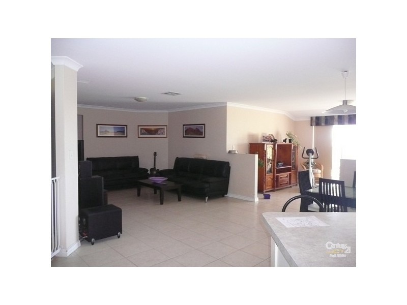 128 Santa Barbara Parade, Quinns Rocks WA 6030