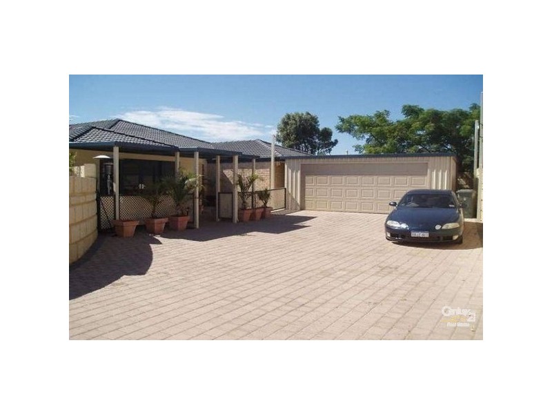 4 Kidston Court, Clarkson WA 6030
