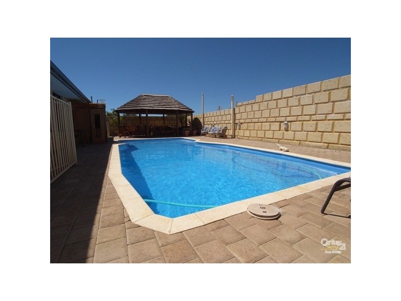 4 Kidston Court, Clarkson WA 6030