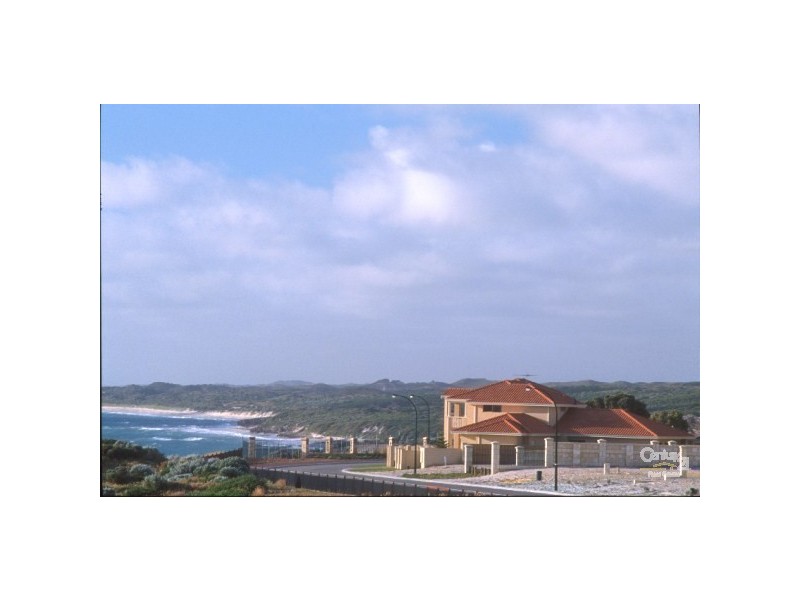 212 Ocean Drive, Quinns Rocks WA 6030