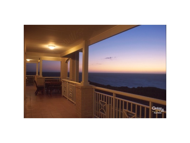 212 Ocean Drive, Quinns Rocks WA 6030