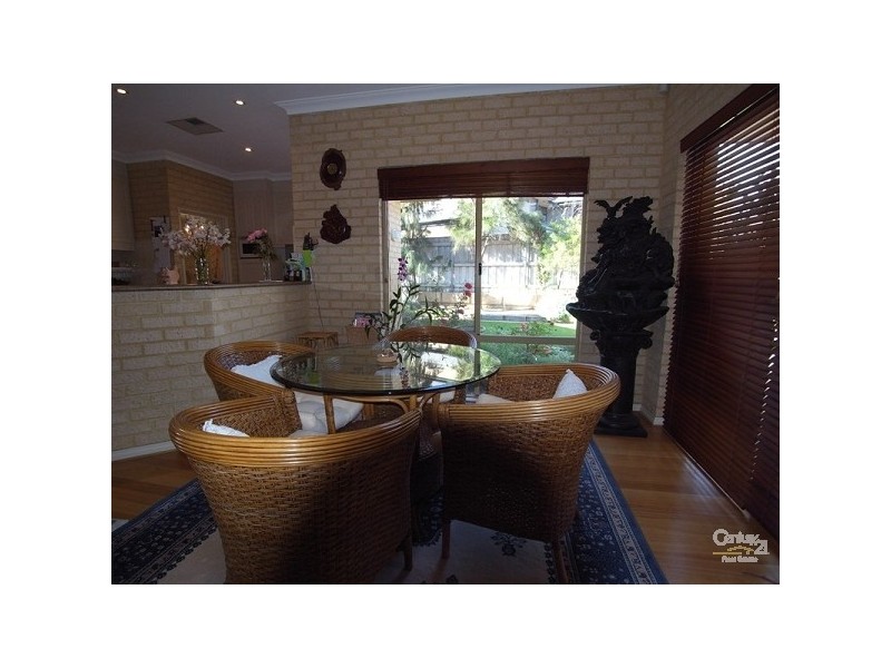 212 Ocean Drive, Quinns Rocks WA 6030