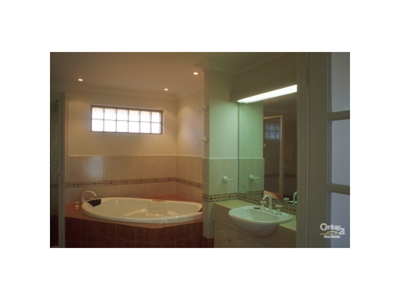 212 Ocean Drive, Quinns Rocks WA 6030