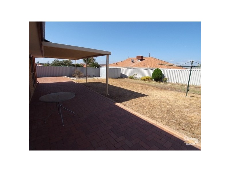 10 Christian Circle, Quinns Rocks WA 6030