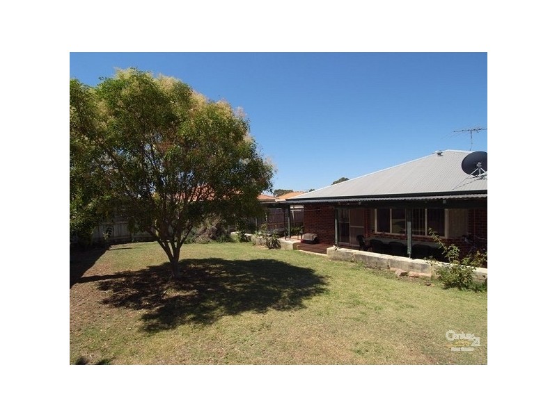 8 Sykes Cove, Clarkson WA 6030