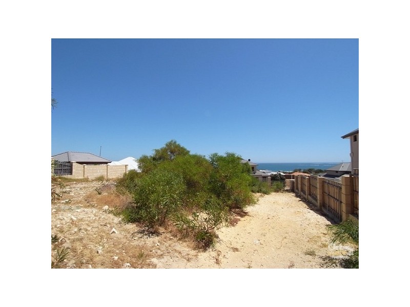 7 Belize Way, Mindarie WA 6030
