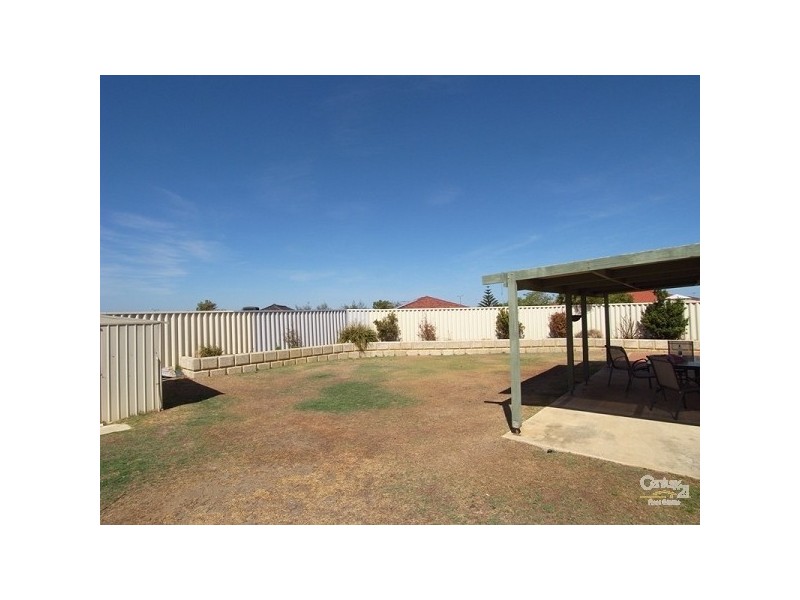 70 St Barnabas Boulevard, Quinns Rocks WA 6030