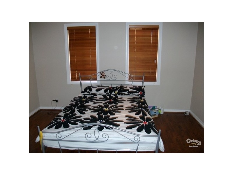 21A Holyhead Green, Mindarie WA 6030