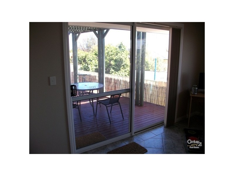 21A Holyhead Green, Mindarie WA 6030