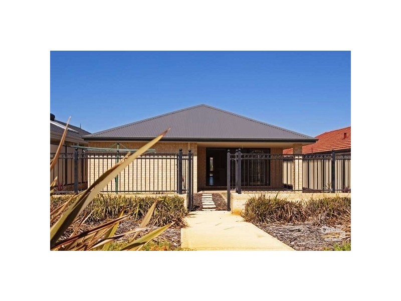 33 Caldwell Turn, Clarkson WA 6030