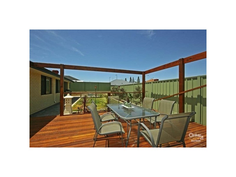 26 Sugarloaf Close, Merriwa WA 6030