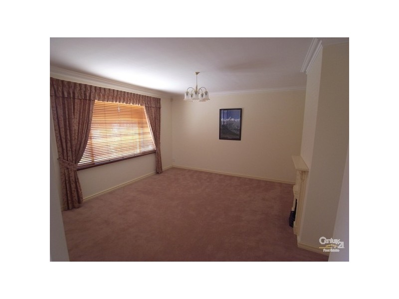 5 Caldera Close, Mindarie WA 6030