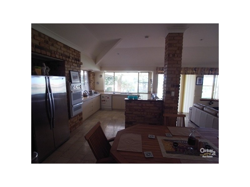 5 Caldera Close, Mindarie WA 6030