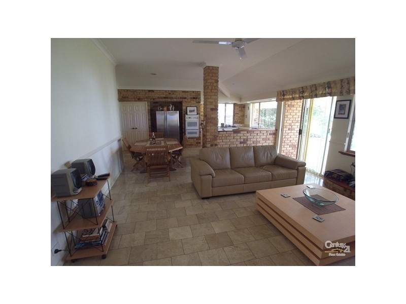 5 Caldera Close, Mindarie WA 6030