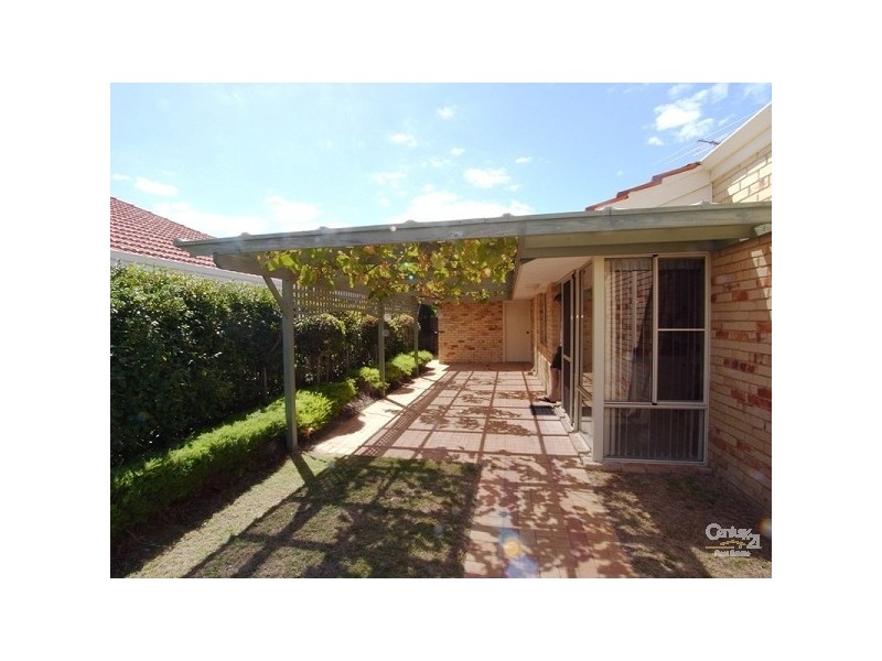 33 Weymouth boulevard, Quinns Rocks WA 6030