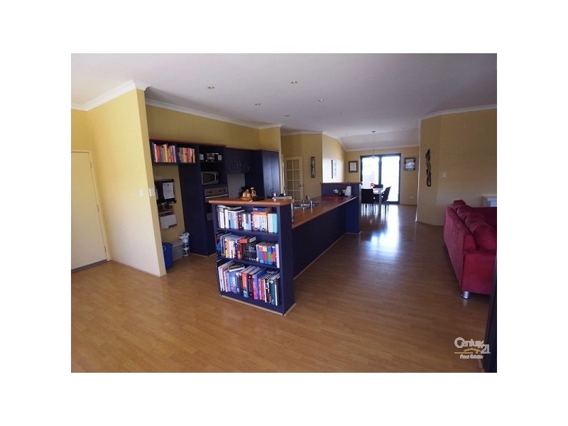 3 Berrington Pass, Quinns Rocks WA 6030