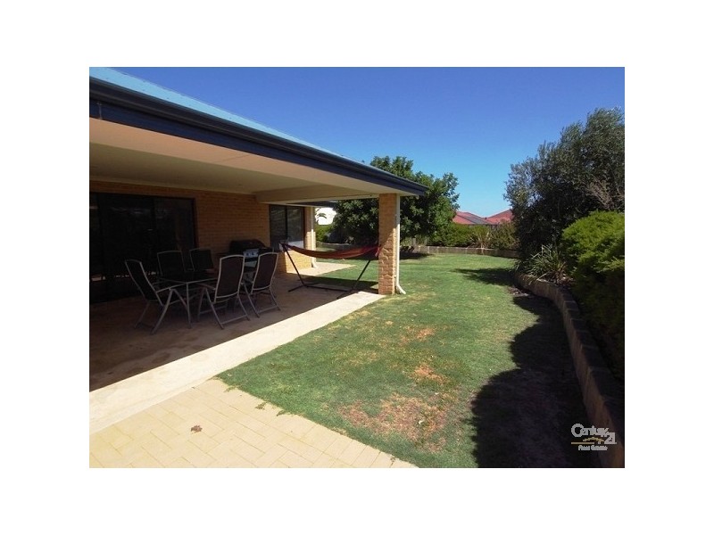 3 Berrington Pass, Quinns Rocks WA 6030