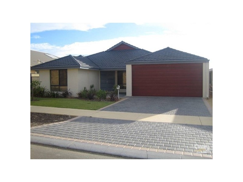 47 Grandoak drive, Clarkson WA 6030