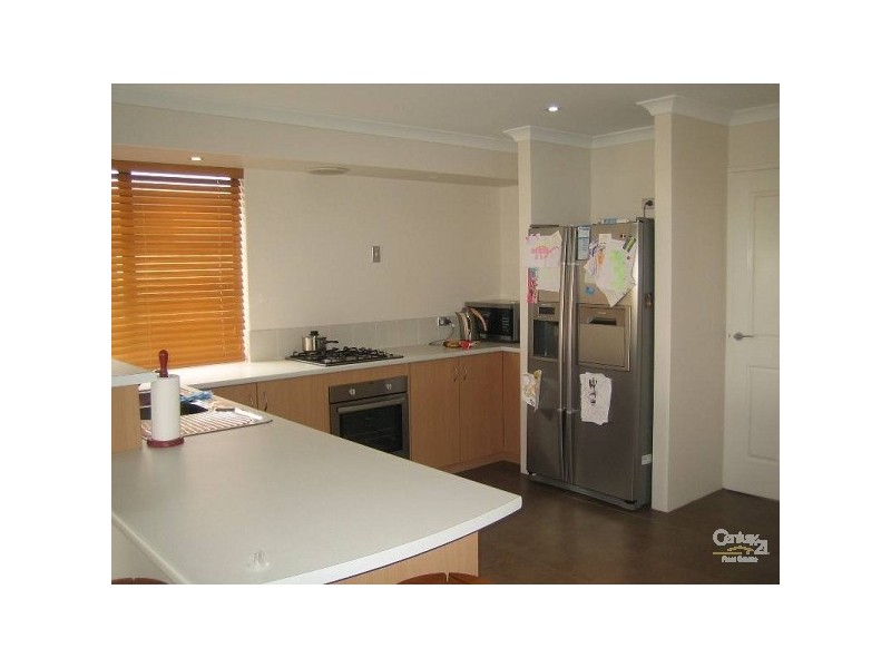 47 Grandoak drive, Clarkson WA 6030