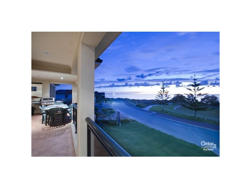 224 Ocean Drive, Quinns Rocks WA 6030