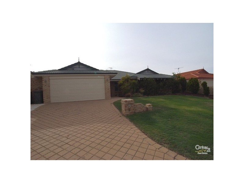 8 Ostend Parade, Mindarie WA 6030