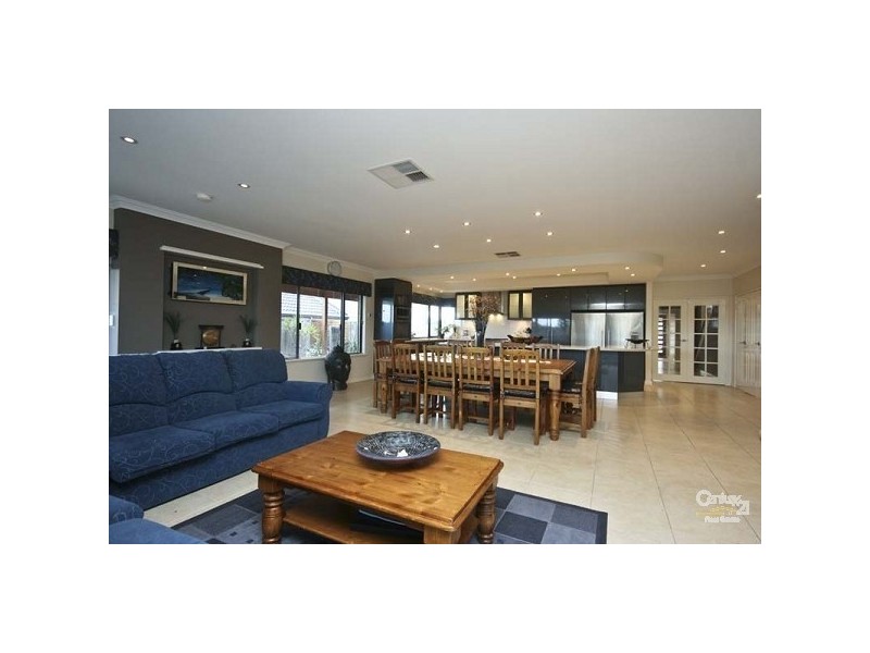 47 Weymouth Boulevard, Quinns Rocks WA 6030