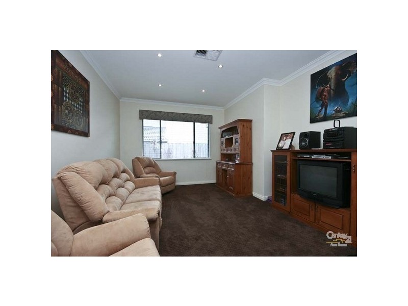 47 Weymouth Boulevard, Quinns Rocks WA 6030