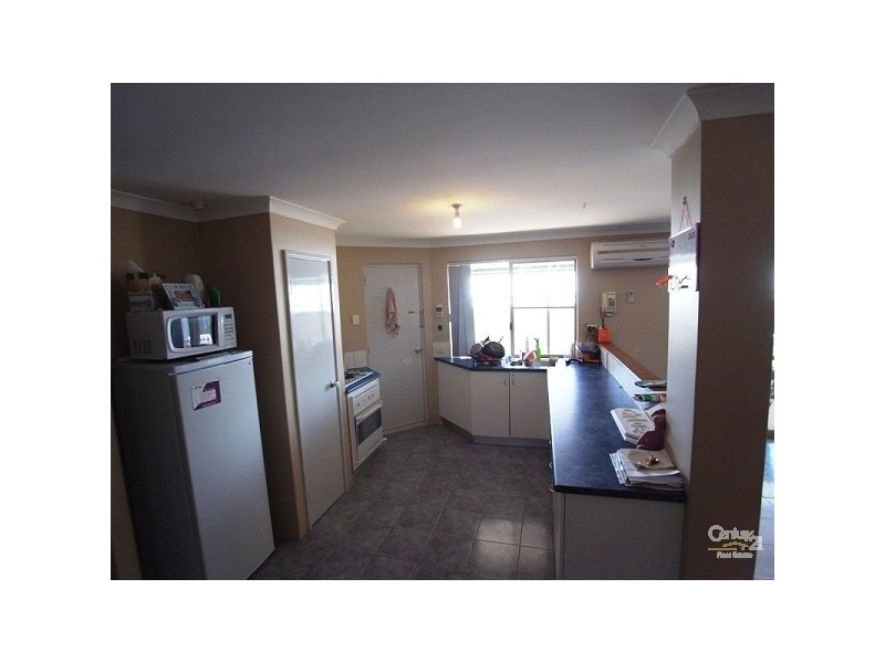 121 St Barnabas Boulevard, Quinns Rocks WA 6030