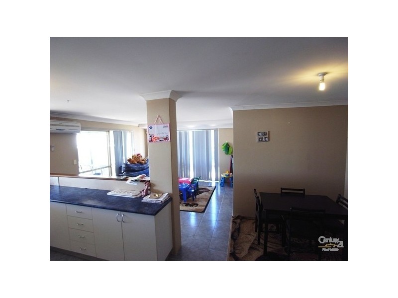 121 St Barnabas Boulevard, Quinns Rocks WA 6030