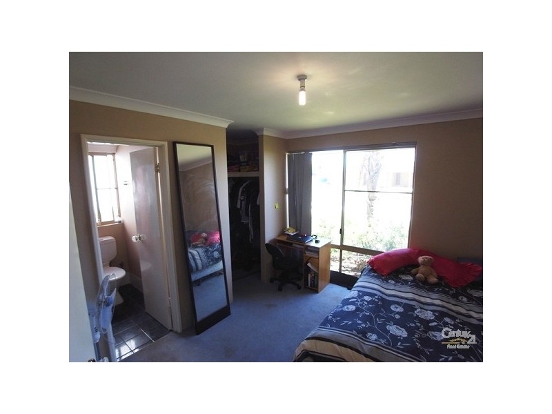 121 St Barnabas Boulevard, Quinns Rocks WA 6030