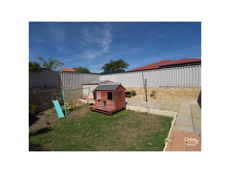 121 St Barnabas Boulevard, Quinns Rocks WA 6030