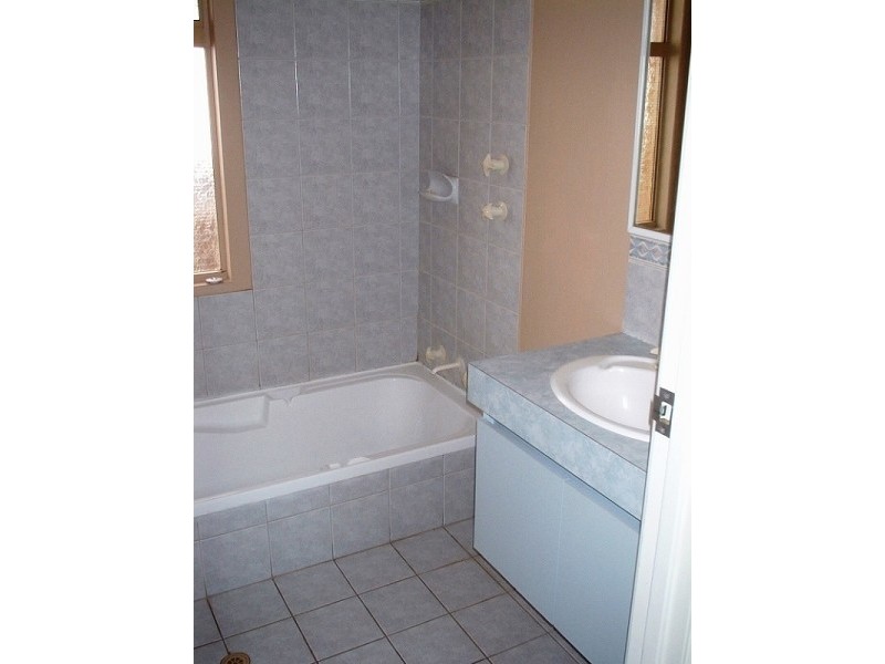 121 St Barnabas Boulevard, Quinns Rocks WA 6030