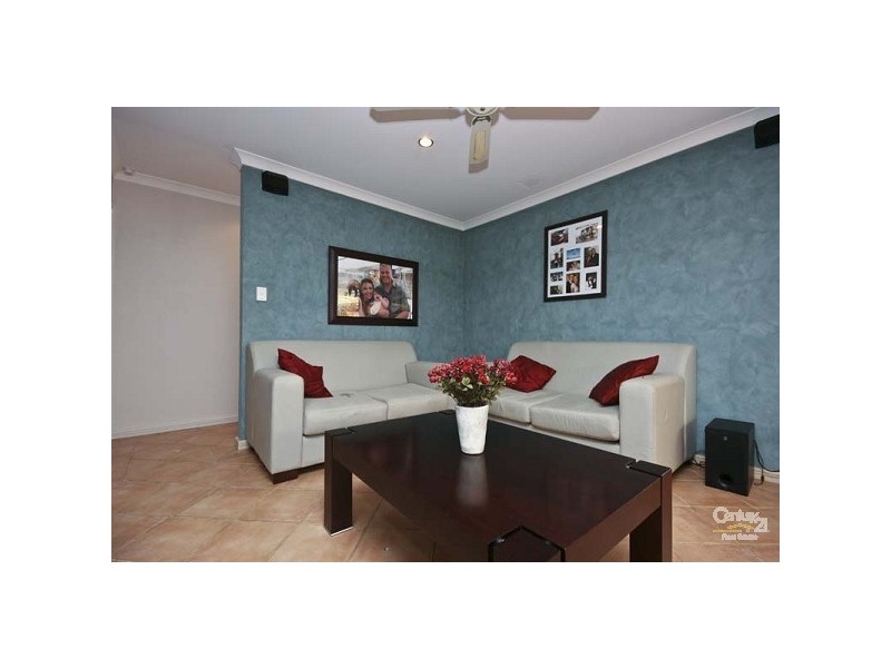 19 Fowey Loop, Mindarie WA 6030