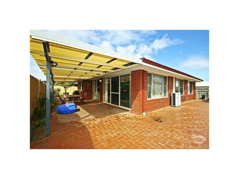 19 Fowey Loop, Mindarie WA 6030