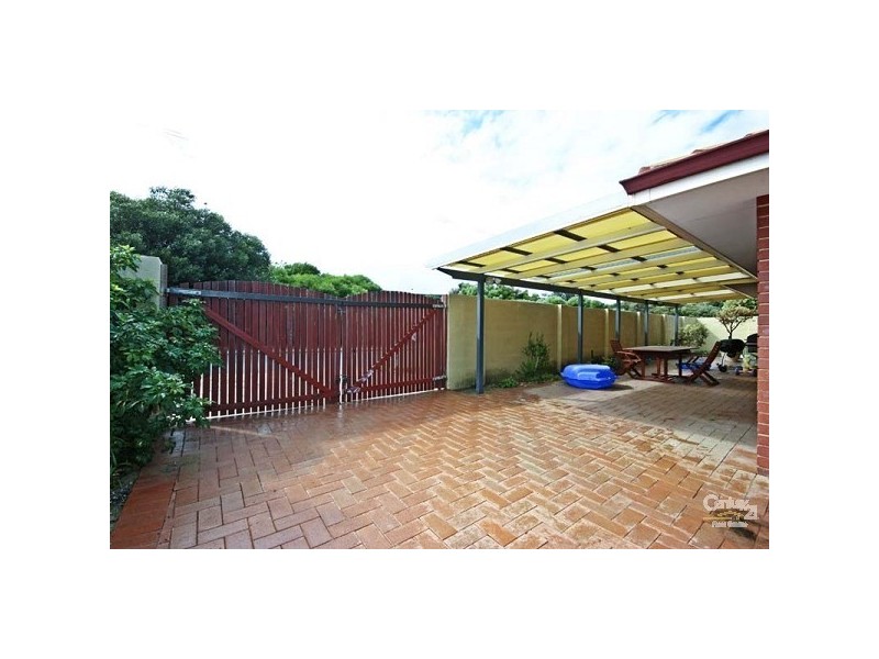 19 Fowey Loop, Mindarie WA 6030