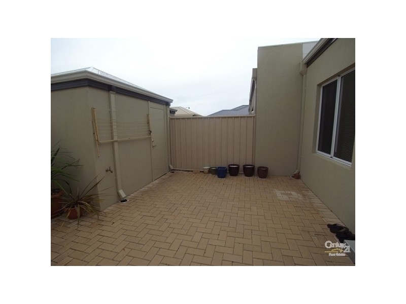 39A Navarre Way, Butler WA 6036