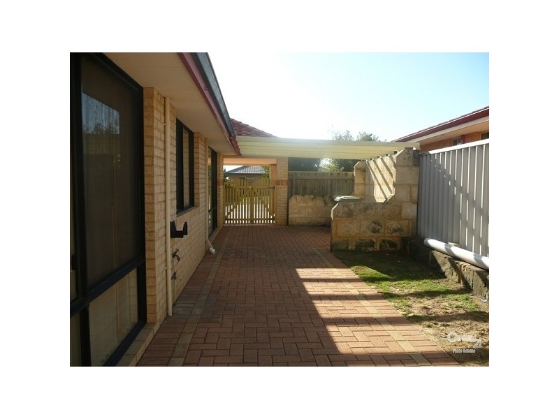 121 Caledonia ave, Currambine WA 6028